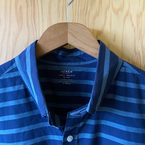 Men's JCrew Button down - Picture 4 of 4